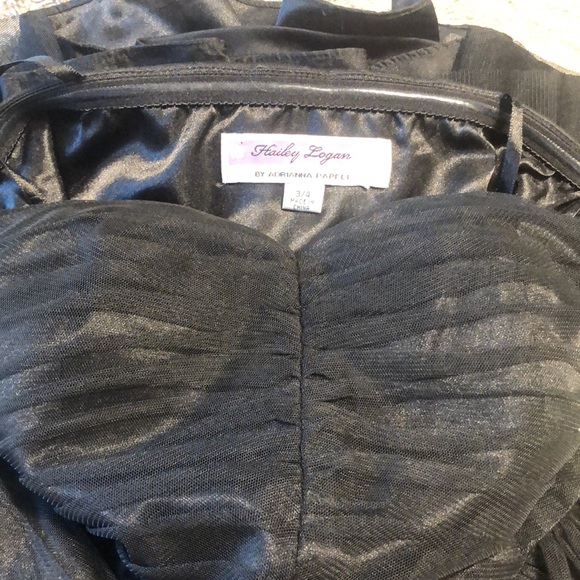Hailey Logan Tulle Mini Dress Black w/Gold pattern, sweetheart neckline sz 2 - Picture 13 of 16
